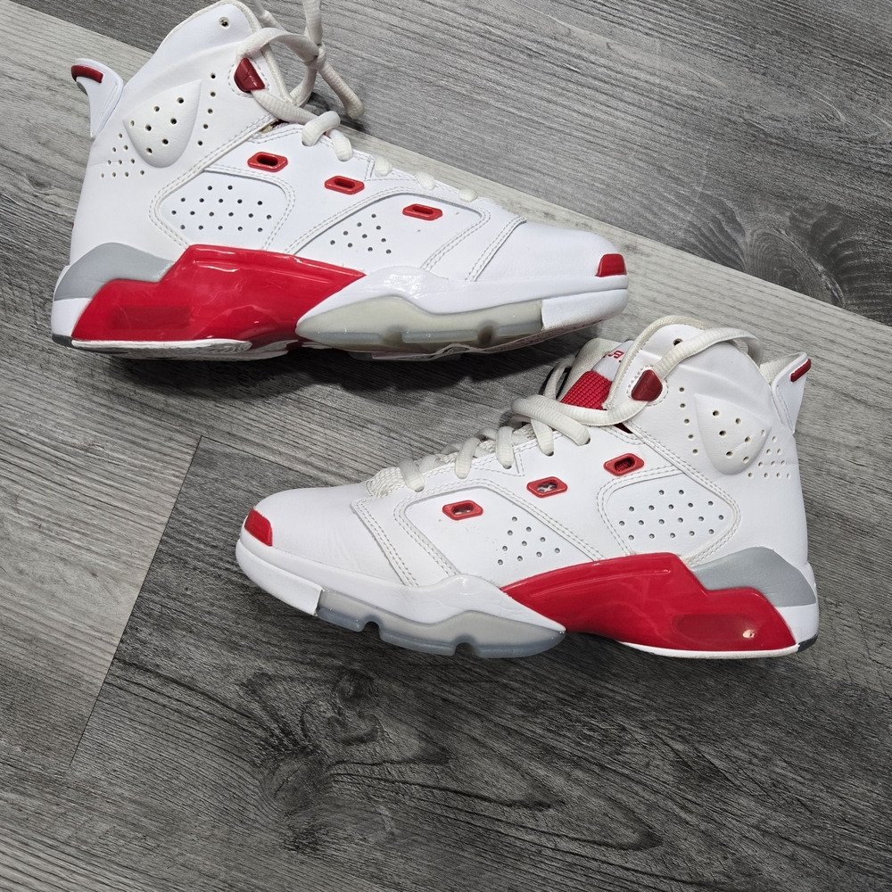 Nike Jordan 6-17-23 sneakers in the white and university red colorway Size 6